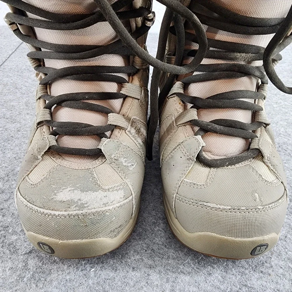 Burton Moto Snowboard Boots Tan Mens Size 6 Winter Sports Gear *FLAWS*